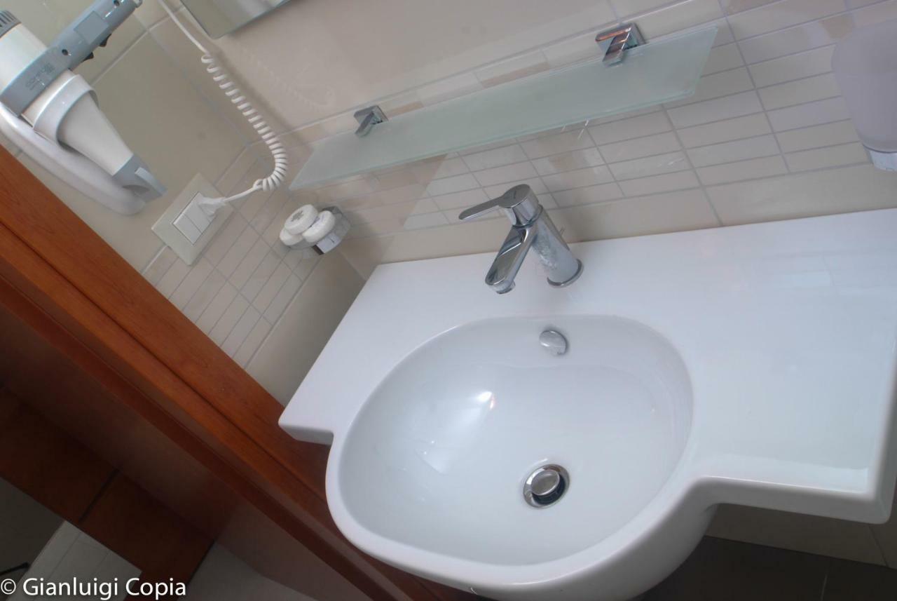Villaggio Turistico La Mantinera - Appartamenti De Luxe 普拉亚·阿马勒 外观 照片